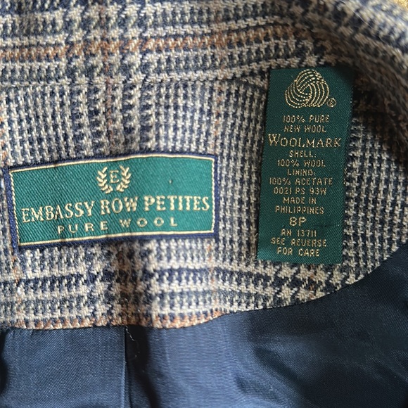 Embassy row Petites pure wool size 8 jacket - Picture 2 of 4